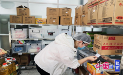 家长抵制校外无证